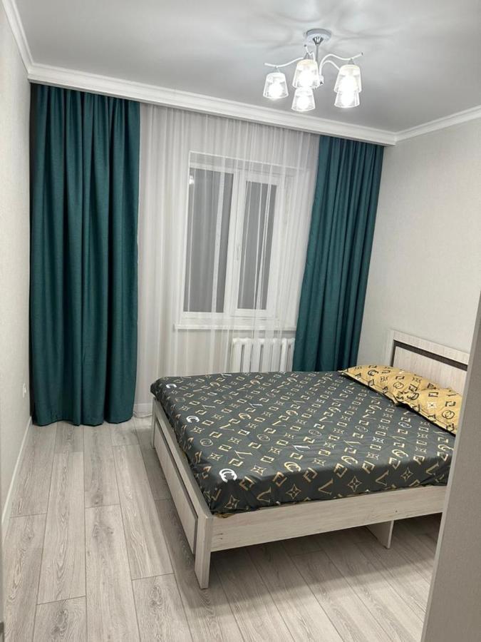 Apartment In Street Toktogula 77 Бишкек Экстерьер фото
