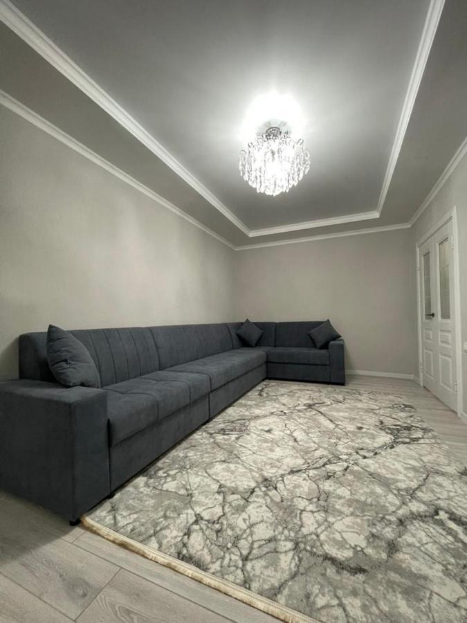 Apartment In Street Toktogula 77 Бишкек Экстерьер фото