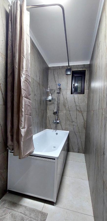 Apartment In Street Toktogula 77 Бишкек Экстерьер фото